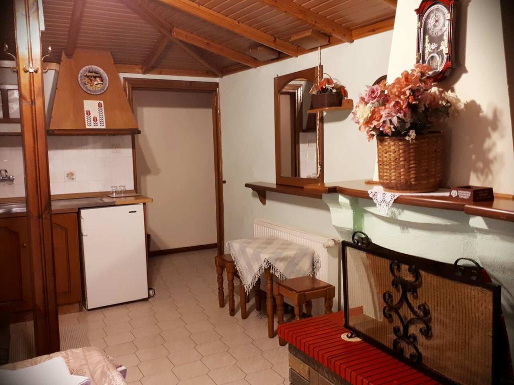 Apartments Erato Neos Panteleimonas Dış mekan fotoğraf