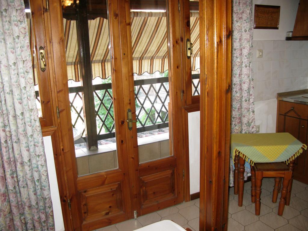 Apartments Erato Neos Panteleimonas Dış mekan fotoğraf